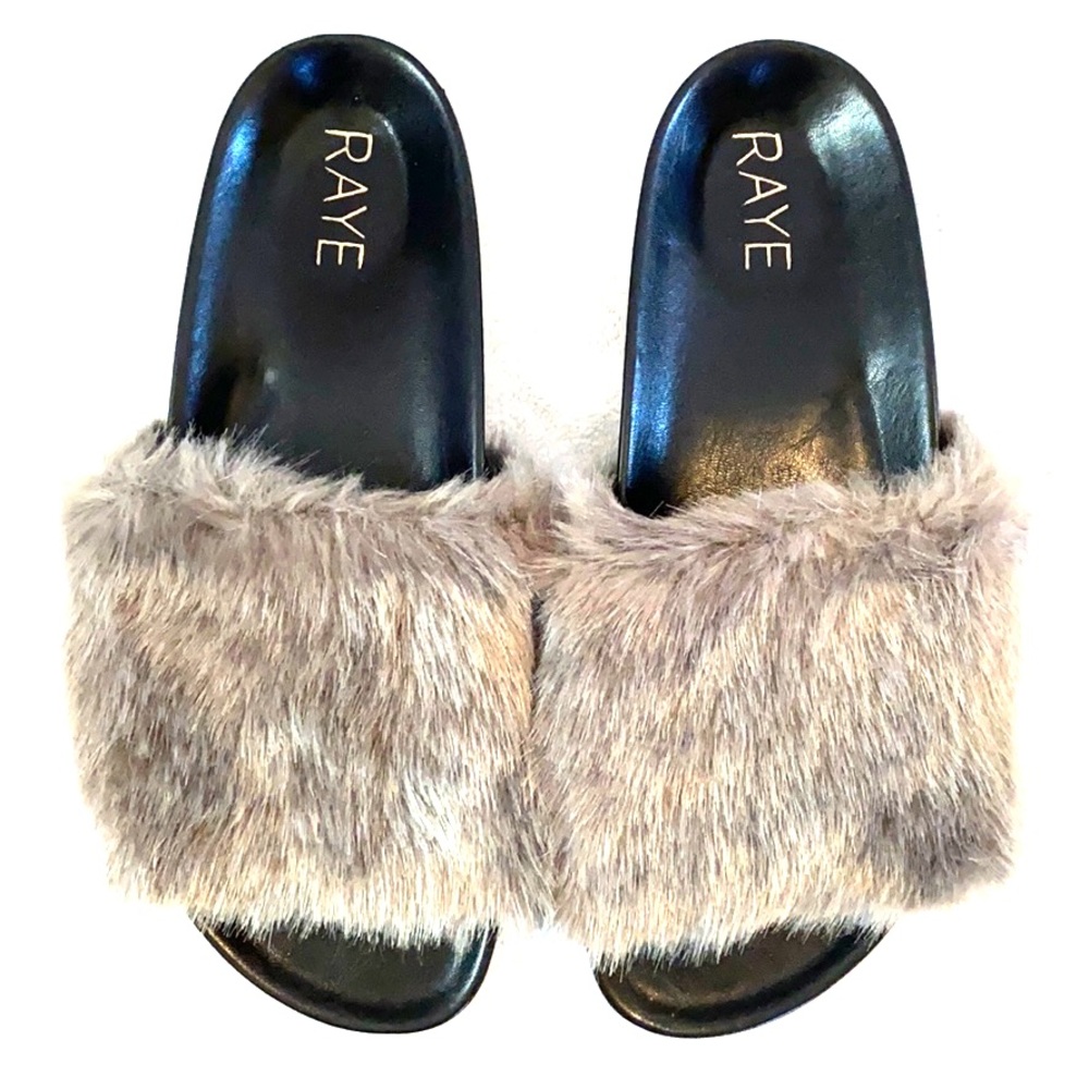 RAYE gray faux fur slide